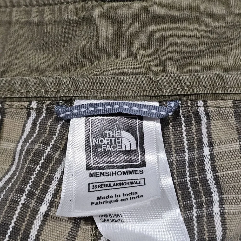 North Face Mens Size 36 Regular Green Plaid Flat Front Shorts